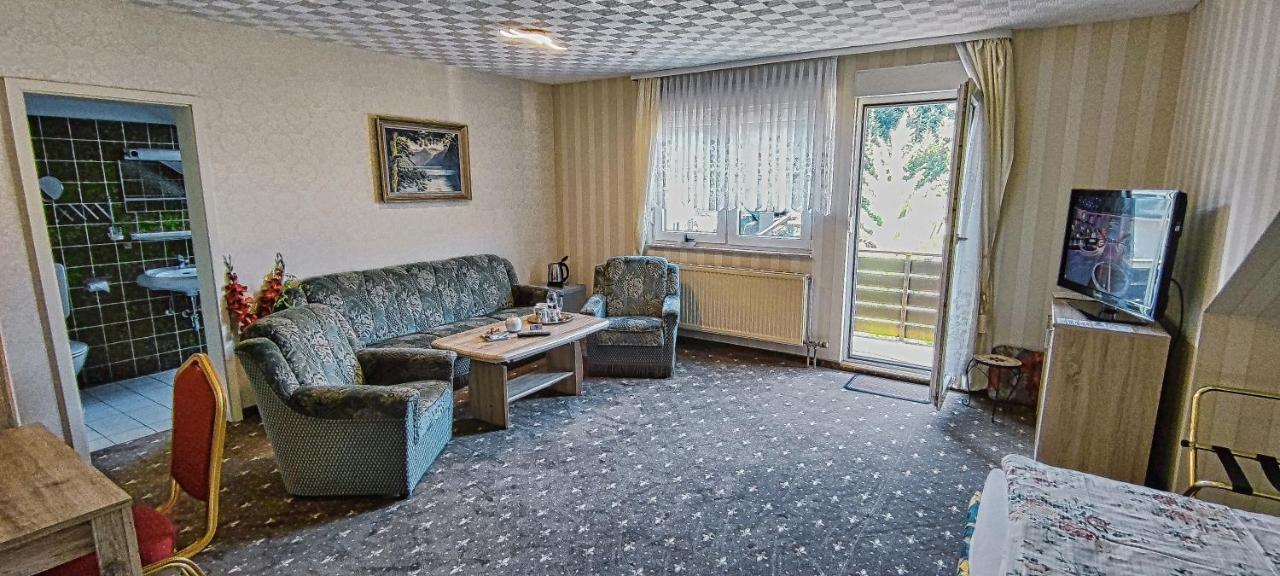 Pension Ramona - Hotel Garni Bad Soden-Salmunster Bagian luar foto